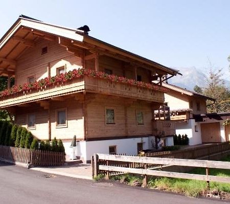 Chalet - Appartements Julitta Mayrhofen Zewnętrze zdjęcie